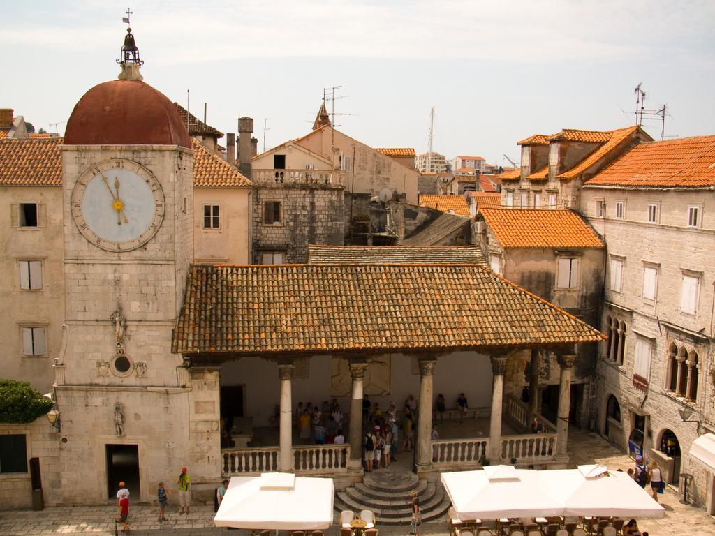 Apartment Fabijanko Oldtown Trogir Exterior photo